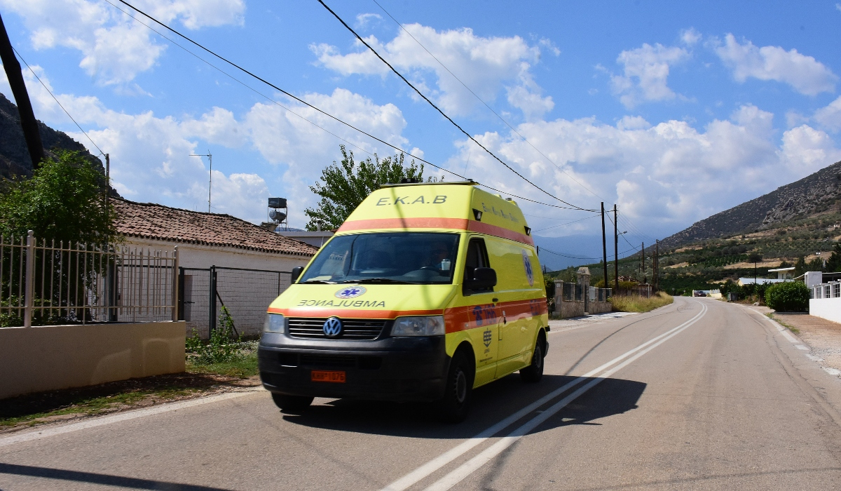Λακωνία: Σε κρίσιμη κατάσταση 8χρονος μετά από τροχαίο με το αυτοκίνητο που οδηγούσε η μητέρα του