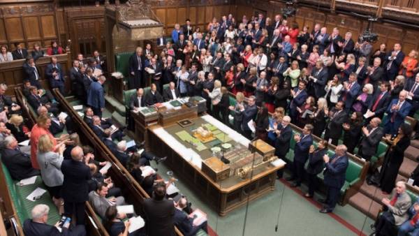 Βρετανία: Από Δευτέρα η απόφαση του Δικαστηρίου για την αναστολή του Κοινοβουλίου