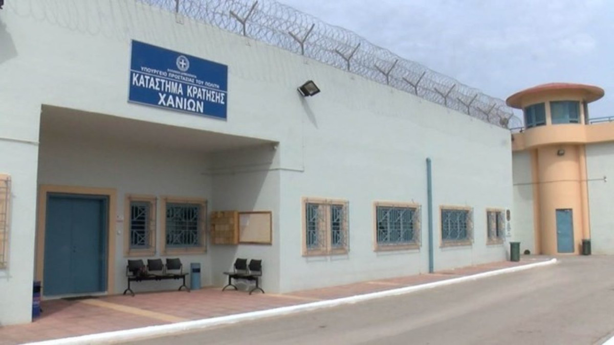 Ντου της ΕΛ.ΑΣ στο κελί του αρχηγού της «αλβανικής μαφίας των φυλακών»