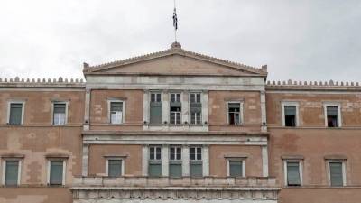 Σεισμός στην Αθήνα: Το Κοινοβούλιο επιθεωρεί ο Κ. Τασούλας - Σημειώθηκαν μικροζημιές