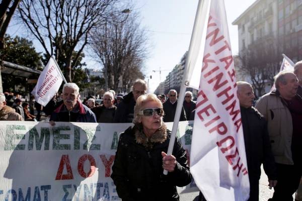 Θεσσαλονίκη: Διαμαρτυρία συνταξιούχων για το ασφαλιστικό