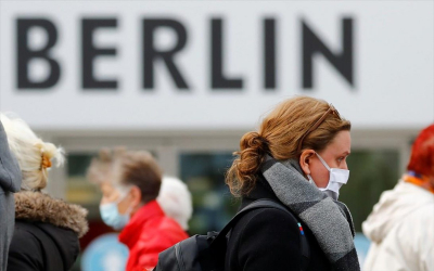 Γερμανία: Η μάσκα καταργήθηκε, το μακιγιάζ επέστρεψε - Αυξήθηκαν οι πωλήσεις των καλλυντικών