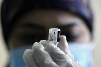 Συμφωνία για ακόμα 200 εκατομμύρια δόσεις του εμβολίου των Pfizer/BioNTech στην ΕΕ