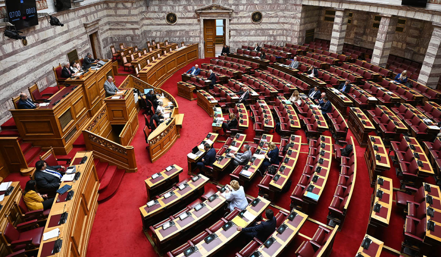 Το 50% των άρθρων των νομοσχεδίων της κυβέρνησης ψήφισαν ΣΥΡΙΖΑ και ΠΑΣΟΚ!