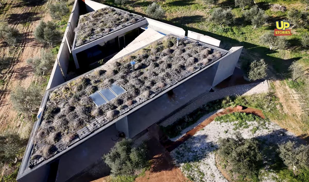 Έτερος Εγώ: Το σπίτι αριστούργημα που γυρίστηκε η τελευταία πράξη (Βίντεο Drone)