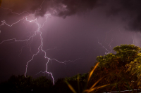 «Βροχή» κεραυνών, βίαιες καταιγίδες και χαλάζι από την Παρασκευή - Οι περιοχές (ΧΑΡΤΕΣ - ΒΙΝΤΕΟ)