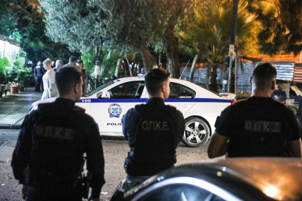 Αστυνομικοί σχεδίαζαν να ληστέψουν το μίνι μάρκετ Σύρου μετανάστη στον Άγιο Παντελεήμονα