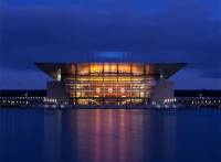 Η Βασιλική Όπερα της Δανίας είναι η πρώτη που ανοίγει στην Ευρώπη