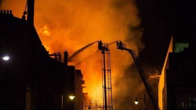 Πυρκαγιά σε εργοστάσιο στο Τέξας: Εκκενώνονται τέσσερις πόλεις (video)