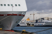 Χωρίς πλοία σήμερα ο Πειραιάς: 24ωρη απεργία στο λιμάνι