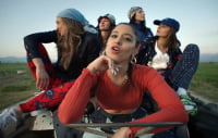 Μαρίνα Σάττι: Το νέο τραγούδι «Πάλι» κάνει θραύση - Είναι δεύτερο στις τάσεις του YouTube