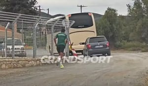 Απίστευτο κι όμως ελληνικό: Παίκτης του Παναθηναϊκού Β’ τρέχει να προλάβει το λεωφορείο γιατί τον… ξέχασαν