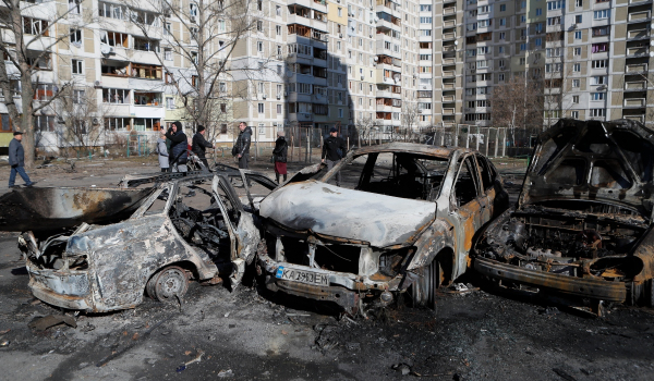 Σφοδρή επίθεση των Ρώσων στη Χερσώνα – Συνεχίζεται για έκτη μέρα η πολιορκία του Κιέβου