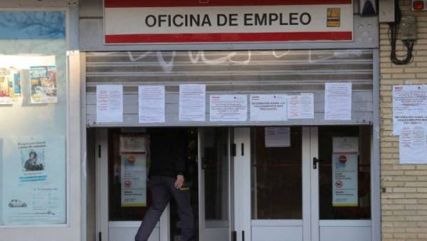Κορονοϊός: Σχεδόν 900.000 Ισπανοί έχασαν τη δουλειά τους