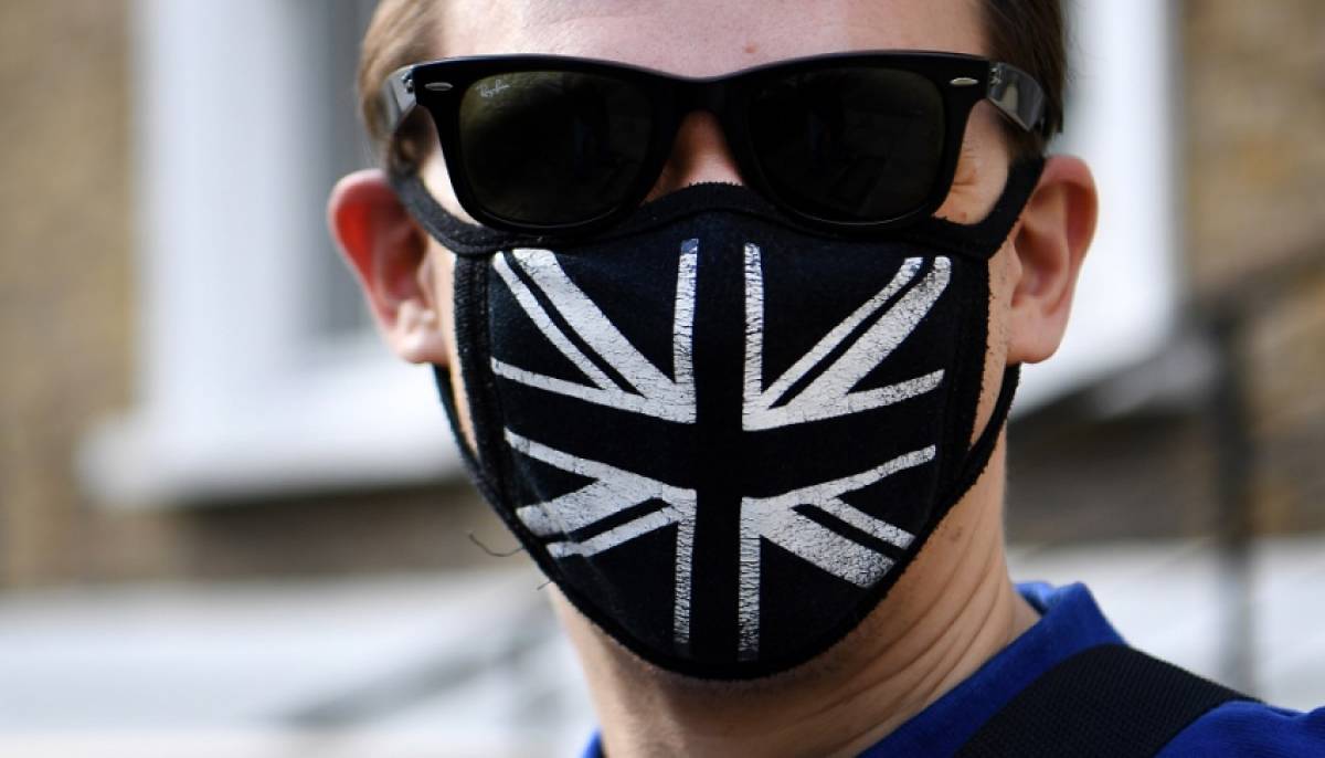 Κορονoϊός: Η Βρετανία ξεπέρασε το ένα εκατομμύριο κρούσματα - Lockdown ανακοινώνει ο Τζόνσον
