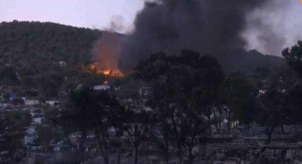 Νέα κόλαση φωτιάς στη Μόρια - Εκκενώθηκε ο καταυλισμός