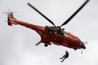 Αλεποχώρι: Εντυπωσιακή άσκηση διάσωσης εγκλωβισμένων με ελικόπτερο