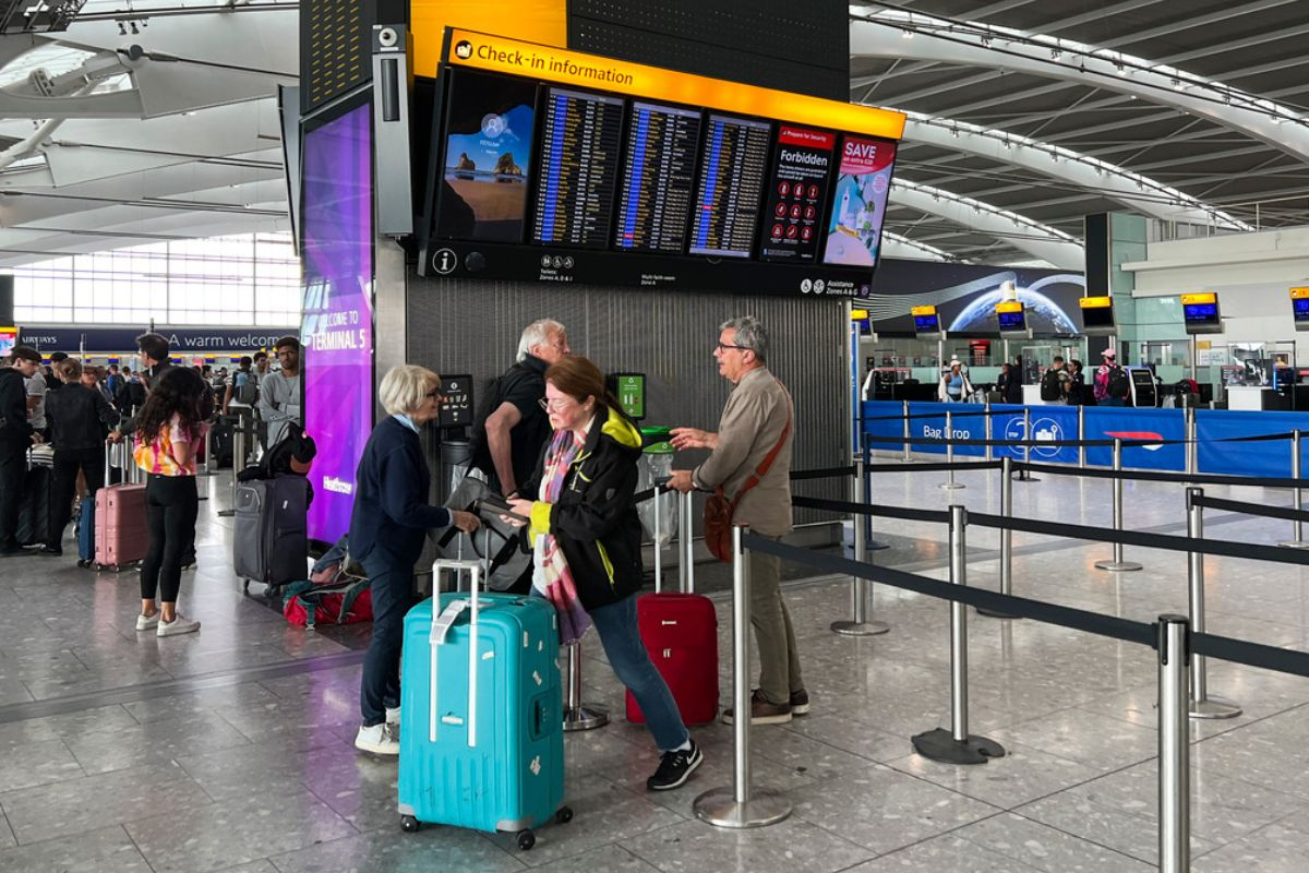 Χάος στα αεροδρόμια της Ευρώπης: Γιατί ακυρώθηκαν εκατοντάδες πτήσεις - Συνεχίζονται τα προβλήματα
