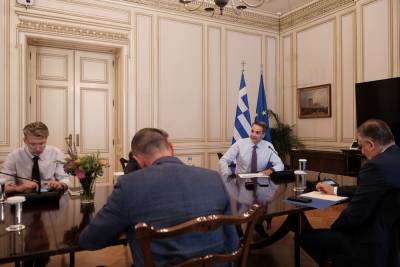 Η κυβέρνηση μεταξύ δεύτερου κύματος κορονοϊού, οικονομικής κρίσης και ελληνοτουρκικών προβλημάτων