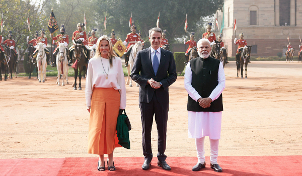 Στο Νέο Δελχί ο Μητσοτάκης: Η στρατηγική συνεργασία Ελλάδας – Ινδίας είναι πολύ σημαντική