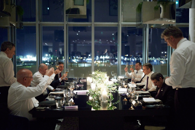 Το δείπνο των ηγετών του EUMED 9 με φόντο την αθηναϊκή ριβιέρα