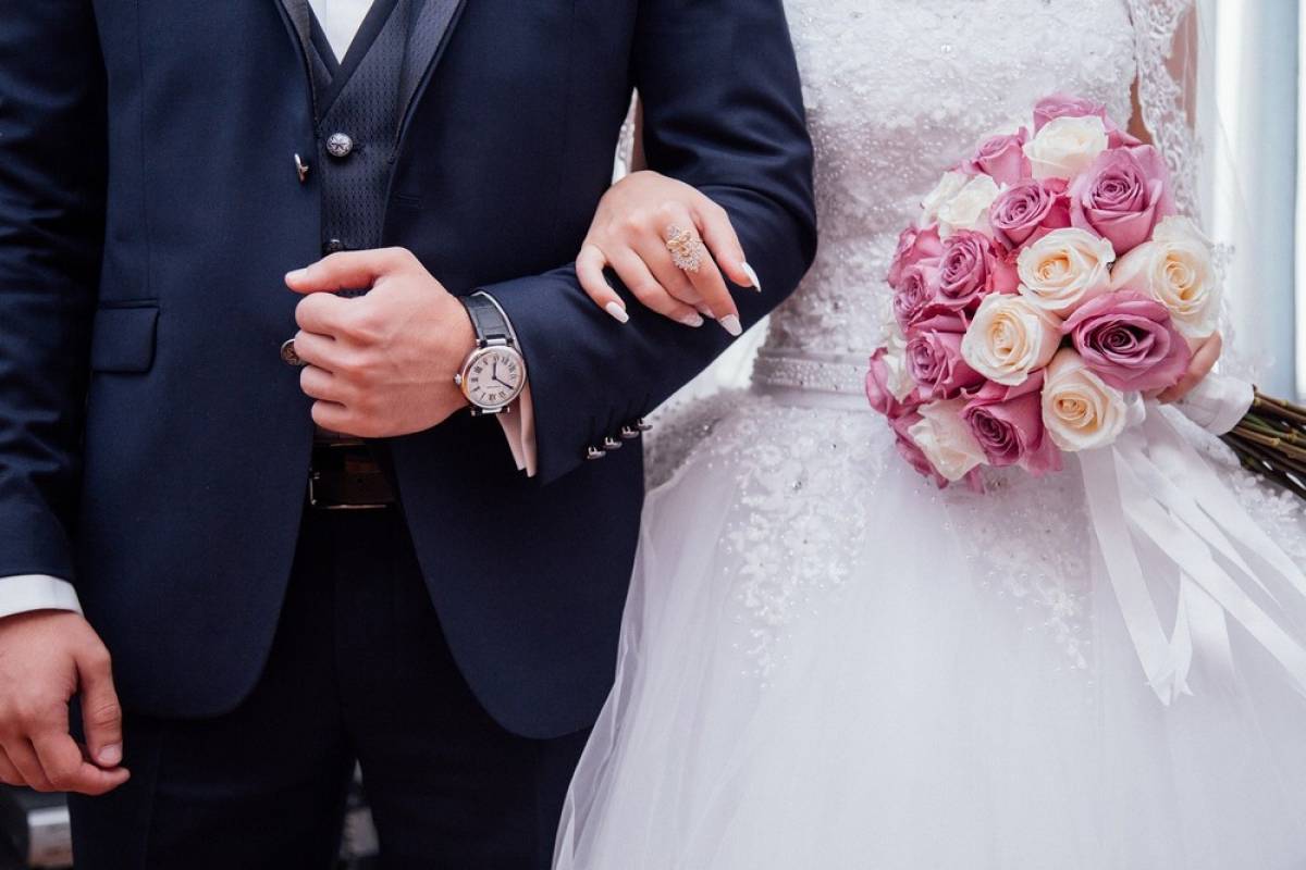 Κορονοϊός: Τι λέει ο γαμπρός από τον γάμο στη Θεσσαλονίκη