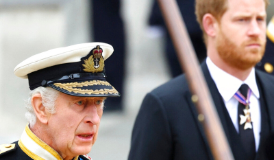 Στέψη Βασιλιά Καρόλου: Στο Λονδίνο ο πρίγκιπας Χάρι χωρίς τη Μέγκαν