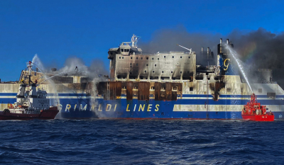 Euroferry Olympia: Συνελήφθησαν πλοίαρχος και δύο μηχανικοί - 500 βαθμοί Κελσίου στο πλοίο με τους 12 αγνοούμενους