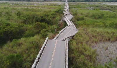 Σεισμός στην Ταϊβάν: Τα 7,2 Ρίχτερ ισοπέδωσαν γέφυρα χιλιομέτρων (Βίντεο)