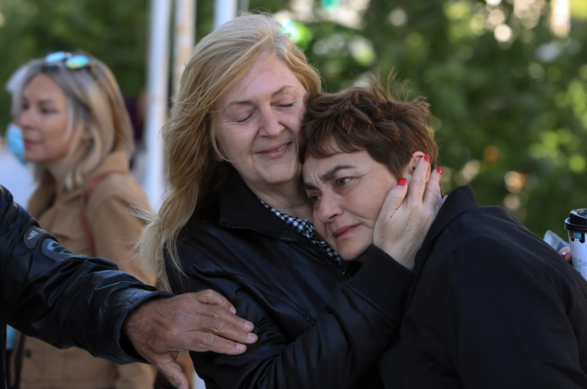 Ελένη Τοπαλούδη: Ομόφωνα ένοχοι οι δύο κατηγορούμενοι - Ξέσπασε σε κλάματα ο πατέρας της