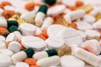 Αυξημένος ο κίνδυνος εμφράγματος - εγκεφαλικού για τις γυναίκες που παίρνουν πολλά αντιβιοτικά