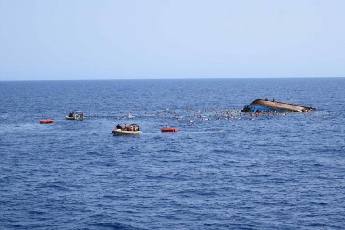 Ιταλία: Έκρηξη σε σκάφος - Νεκροί τρεις μετανάστες