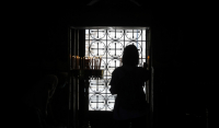 Κοζάνη: Στη φυλακή δύο ιερείς για ασέλγεια σε ανήλικο