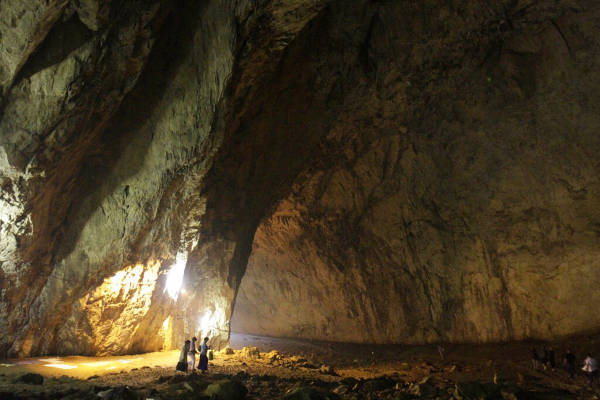 Σλοβενία: Πέντε άνθρωποι έχουν εγκλωβιστεί μέσα σε σπήλαιο έπειτα από σφοδρές βροχοπτώσεις