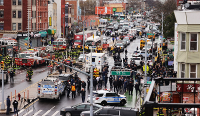 Πυροβολισμοί στη Νέα Υόρκη: Στους 16 οι τραυματίες, ανάμεσά τους έγκυος γυναίκα