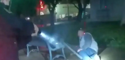 ΗΠΑ: Σοκαριστικό βίντεο - Αστυνομικός πυροβόλησε 60χρονο που του επιτέθηκε με λοστό