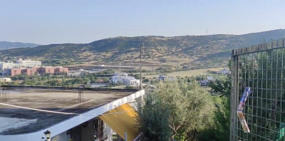 Πολίχνη Θεσσαλονίκης: Τι δήλωσε η κόρη του ηλικιωμένου που εντοπίστηκε νεκρός σε σκεπή σπιτιού (Βίντεο)
