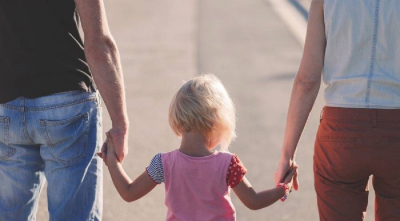 Γονική άδεια με επίδομα παιδιού ως 5 μήνες και στους δύο γονείς στη Φινλανδία