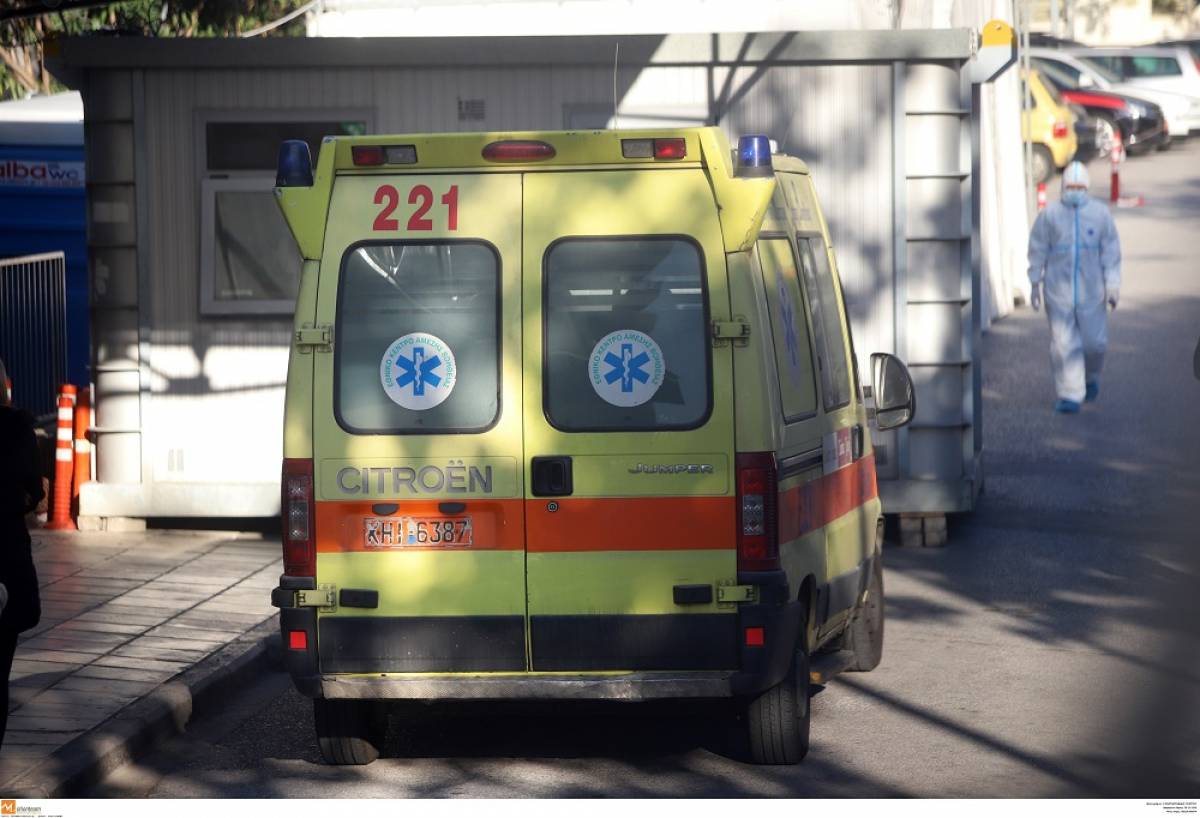 Σοκαριστικό ατύχημα στη Κρήτη: Άνδρας καρφώθηκε σε σιδερόβεργα
