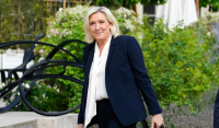 Μαρίν Λεπέν: Σε δίκη για κατάχρηση κονδυλίων της ΕΕ η επικεφαλής της γαλλικής ακροδεξιάς