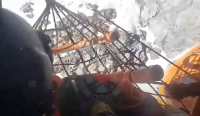 Βίντεο ντοκουμέντο: Οι δραματικές στιγμές της ανάσυρσης του άτυχου ορειβάτη στον Όλυμπο