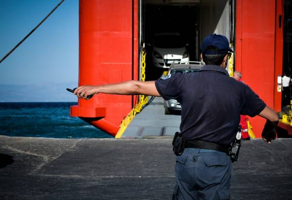 Έλεγχοι στα λιμάνια ενόψει Πάσχα: Ποιοι εξαιρούνται από τους περιορισμούς στις μετακινήσεις