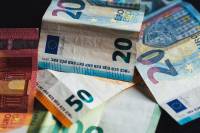 Χαμός με το επίδομα 534 ευρώ για ελεύθερους επαγγελματίες και ατομικές επιχειρήσεις