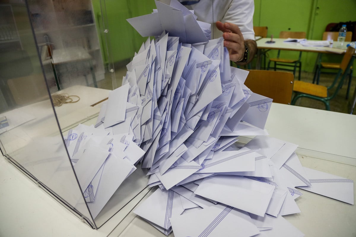 «Καθημερινή» σε Μητσοτάκη: Ανακοίνωσε τώρα τον χρόνο των εκλογών!