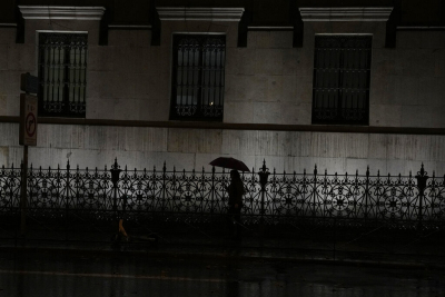 Ισπανία: Οι κάτοικοι της Μαδρίτης κλήθηκαν να μείνουν στα σπίτια τους καθώς αναμένονται καταρρακτώδεις βροχές
