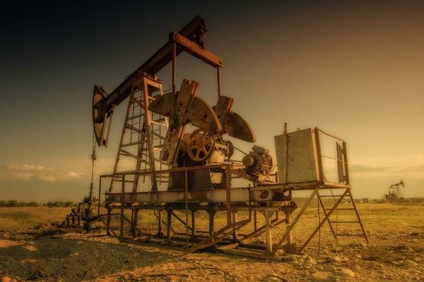 Πετρέλαιο: Εκτιμήσεις για αύξηση της τιμής του αργού στα 100 δολάρια