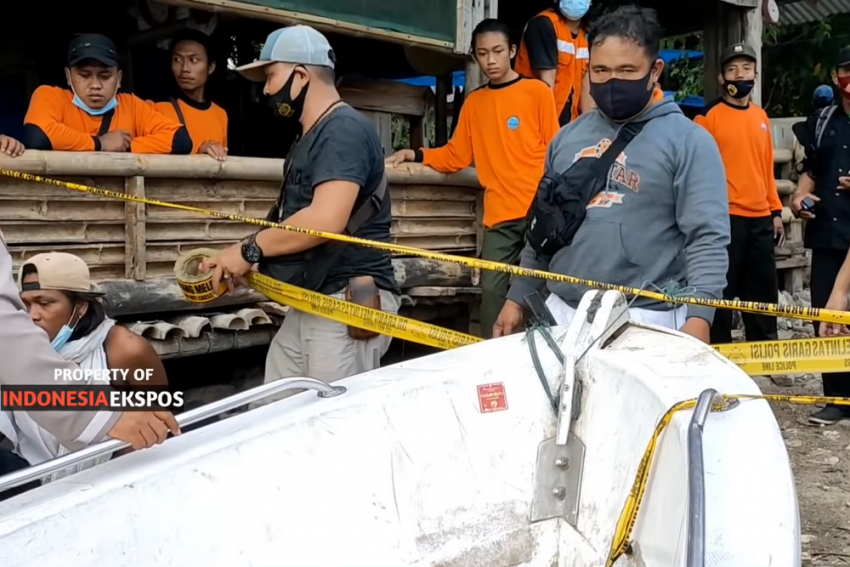 Ινδονησία: Τουλάχιστον 7 άτομα πνίγηκαν όταν η βάρκα τους ανατραπήκε λόγω μιας σέλφι!