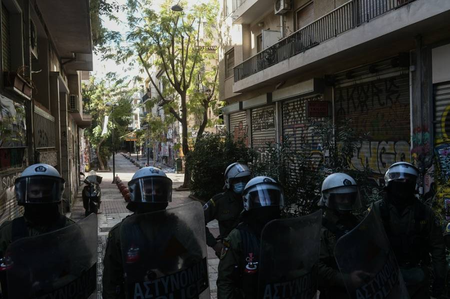 Γρηγορόπουλος: «Φρούριο» η Αθήνα - Κλείνουν κι άλλοι σταθμοί του Μετρό - Προσαγωγές στα Εξάρχεια