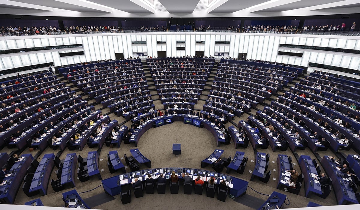 Πολιτικά υποκινούμενη ομάδα ευρωβουλευτών που συκοφαντεί την Ελλάδα «ανακάλυψε» η κυβέρνηση
