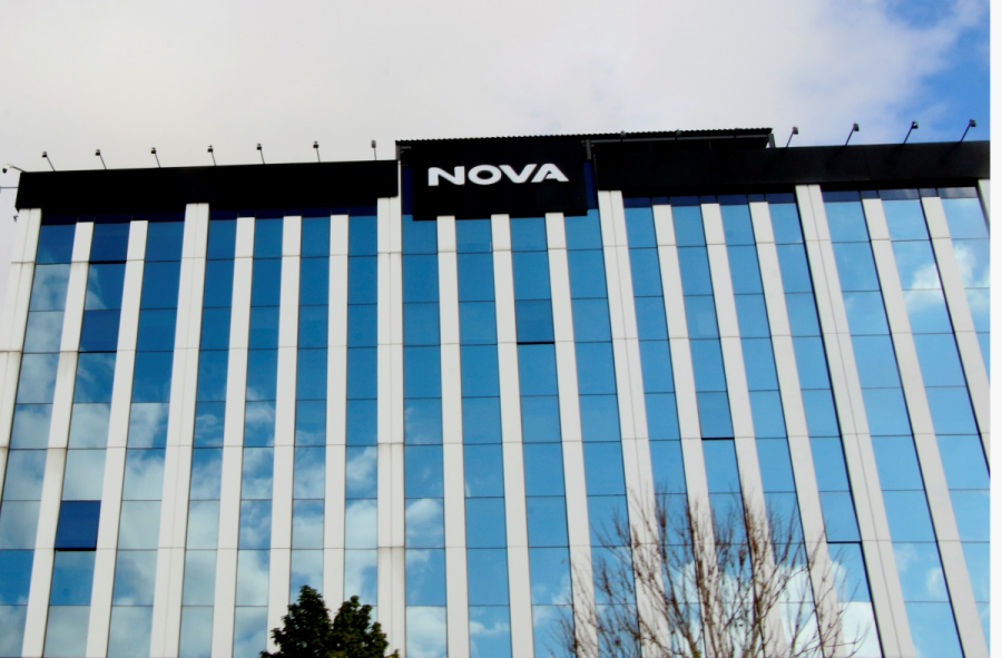 Κολοσσός από το Αμπού Ντάμπι ενδιαφέρεται για την εξαγορά της μητρικής της Nova